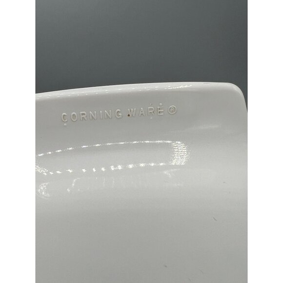 Vtg Corningware 3 qt Casserole Dish & Brown Lid White w/ Basket of Blue Flowers - Picture 6 of 12